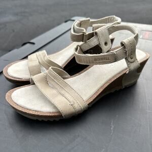 MERRELL Women’s 8 Tan Leather Wedge REVALLI AURA Sandals Shoes - 21 or 70